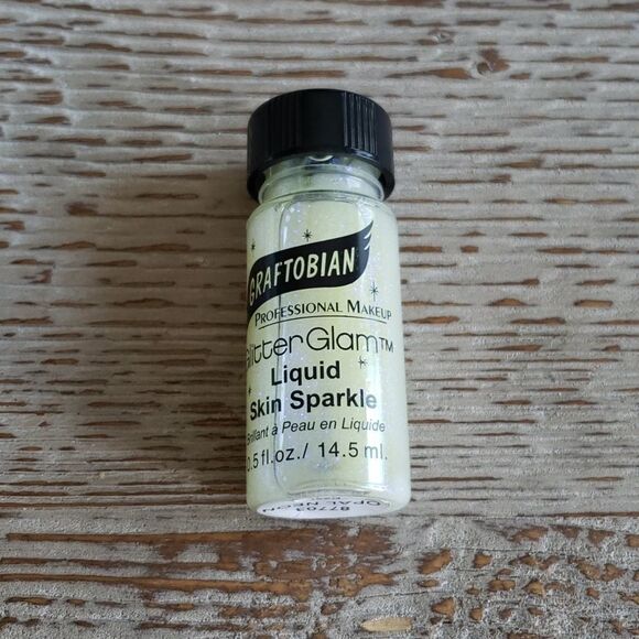 Graftobian Glitter Glam Liquid Skin Sparkle - Picture 1 of 4